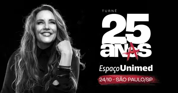 </think>

Ana Carolina em show na turnê 25 anos em São Paulo.