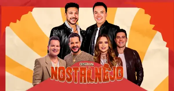 Cena do Festival Nostalnejo em São Paulo, apresentando Maria Cecília & Rodolfo, João Bosco & Vinícius e outros artistas no palco.