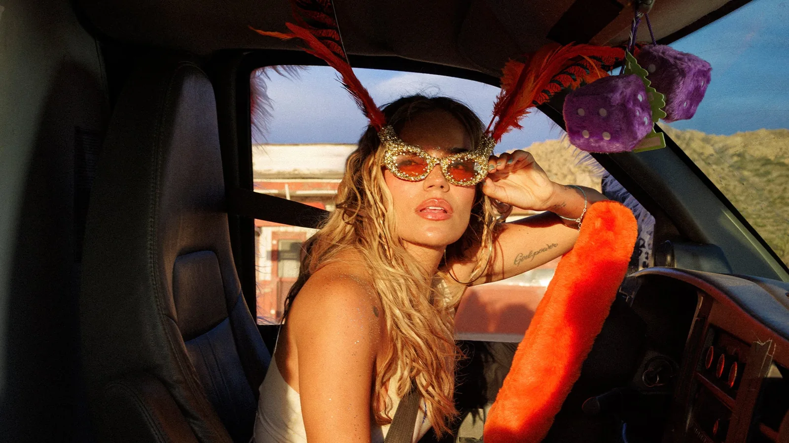 KAROL G em show no Tropitour, São Paulo.