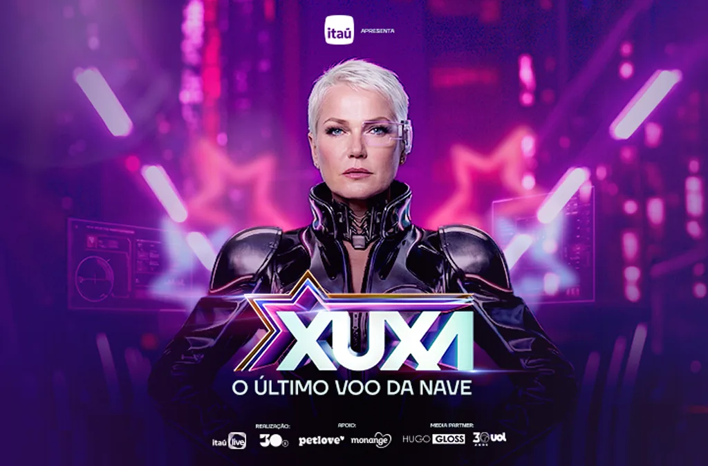 Xuxa posa para foto na cidade de São Paulo, capital do estado homônimo.